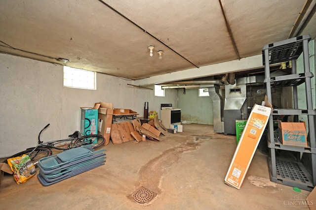6014 Argus Rd, Cincinnati, OH 45224 - basement featuring heating unit