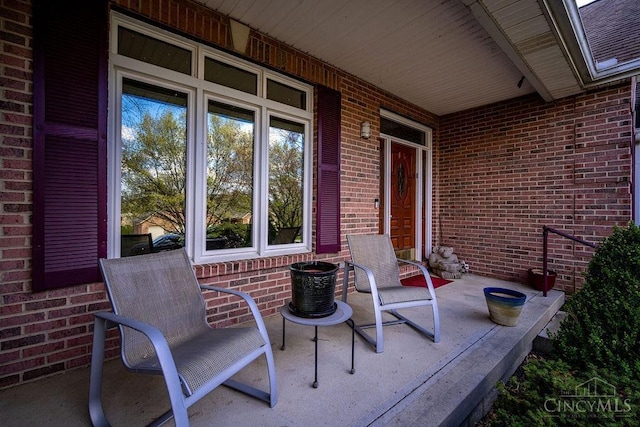 1668 Nichole Ct, Hamilton, OH 45013 - view of porch