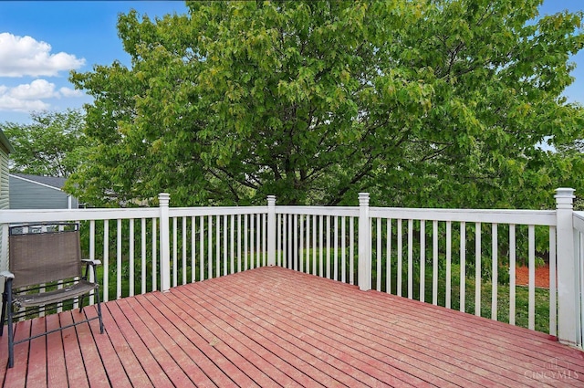 6289 Chablis Dr, Liberty Twp, OH 45011 - view of wooden terrace