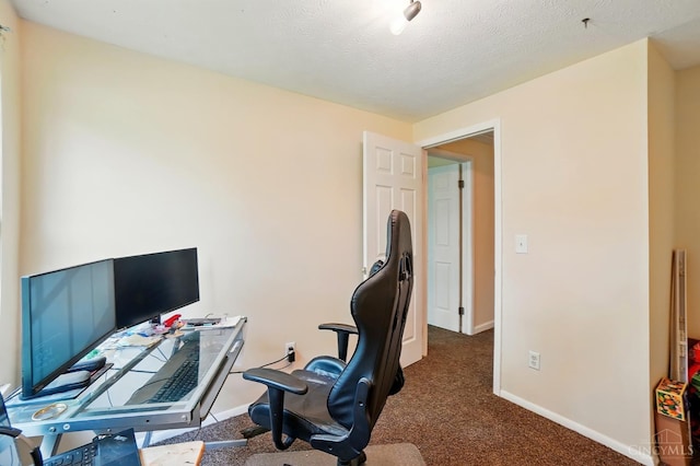 6289 Chablis Dr, Liberty Twp, OH 45011 - carpeted office with baseboards and a textured ceiling