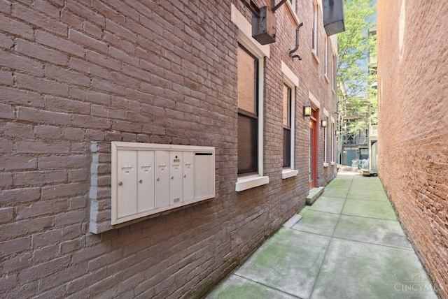 1406 Republic St Unit 102, Cincinnati, OH 45202 - view of side of home featuring mail area