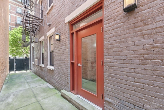 1406 Republic St Unit 102, Cincinnati, OH 45202 - entrance to property with brick siding