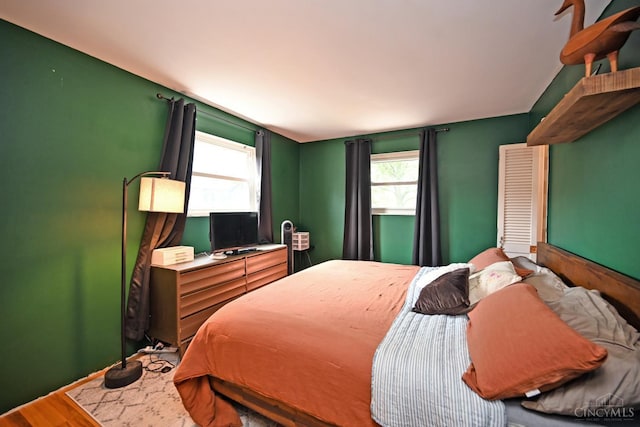 5638 Victoryview Ln, Delhi Twp, OH 45233 - bedroom with wood finished floors