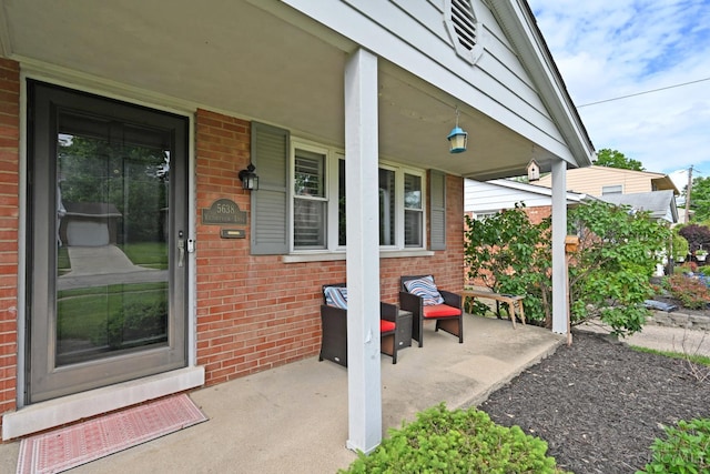 5638 Victoryview Ln, Delhi Twp, OH 45233 - view of covered porch