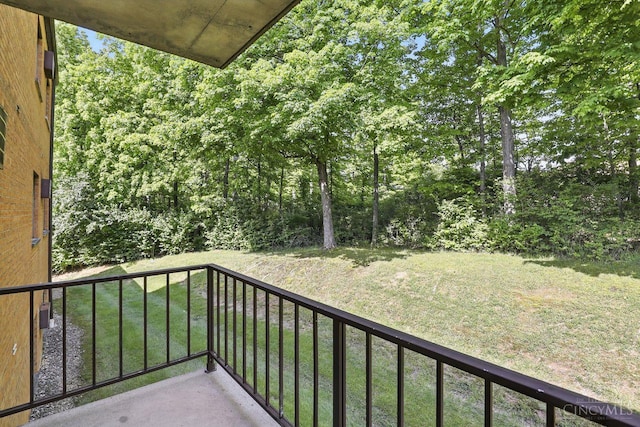 6607 Hearne Rd Unit 90, Green Twp, OH 45248 - view of balcony