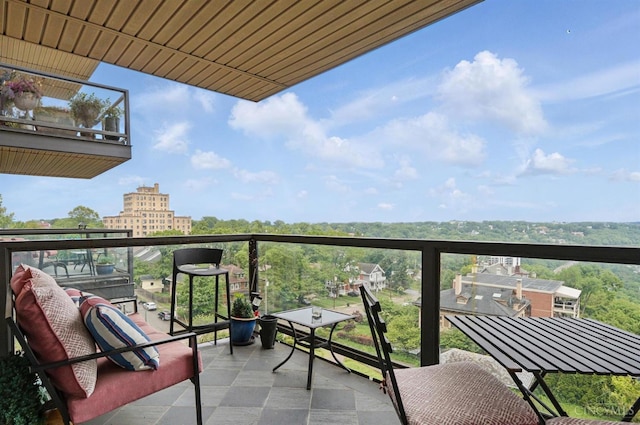 1617 E Mcmillan St Unit 605, Cincinnati, OH 45206 - view of balcony
