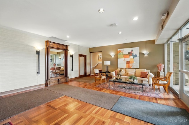 1617 E Mcmillan St Unit 605, Cincinnati, OH 45206 - living area with recessed lighting and healthy amount of natural light