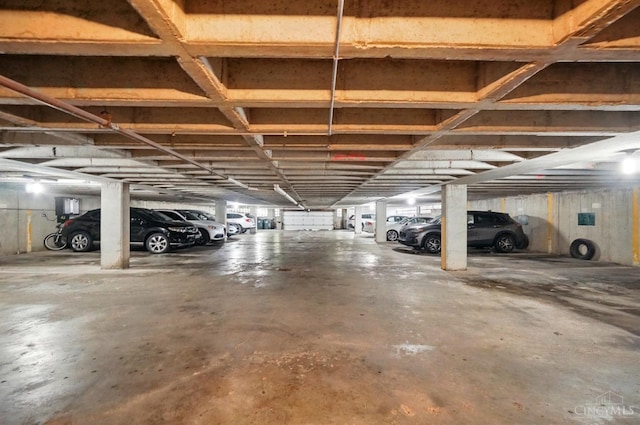 1617 E Mcmillan St Unit 605, Cincinnati, OH 45206 - view of parking deck