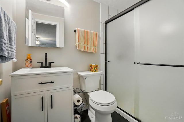 12056 Hazelhurst Ln, Springfield Twp, OH 45240 - full bath with a shower stall, toilet, and vanity