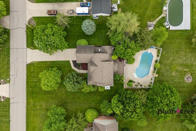 378 Natalie Ln, Turtle Creek Twp, OH 45036 - bird's eye view of a pool area