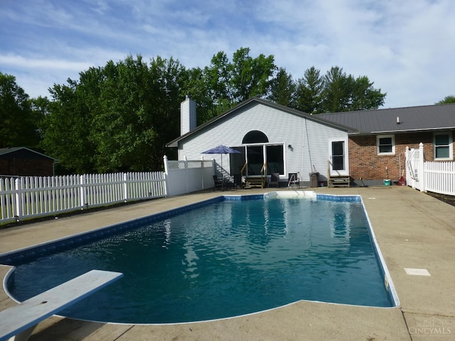 7274 Frey Rd, Goshen Twp, OH 45122 - view of pool featuring entry steps, a diving board, and a patio