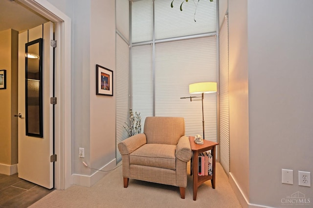 15 W Fourth St Unit 413, Cincinnati, OH 45202 - living area featuring baseboards