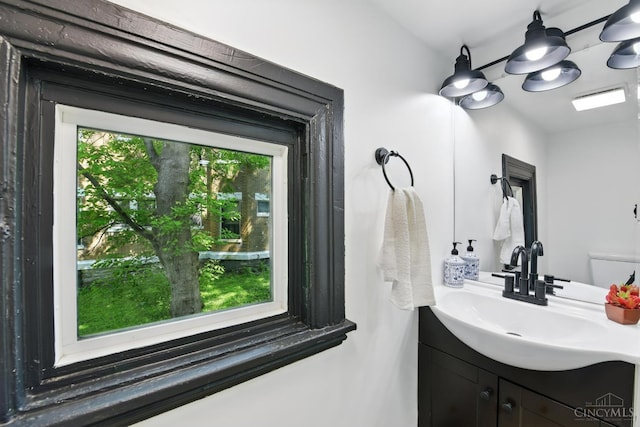 752 S Fred Shuttlesworth Cir, Cincinnati, OH 45229 - half bathroom with vanity
