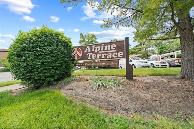 4906 Chalet Dr Unit 7, Saint Bernard, OH 45217 - view of community sign
