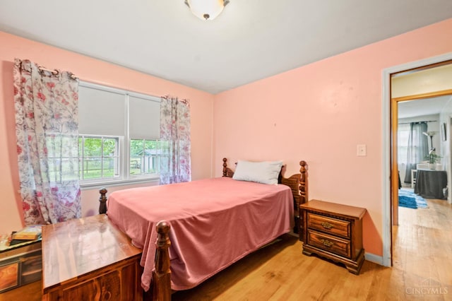 200 Santa Fe Rd, Middletown, OH 45042 - bedroom featuring wood finished floors
