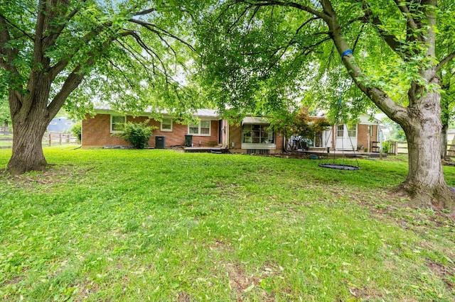 200 Santa Fe Rd, Middletown, OH 45042 - view of yard