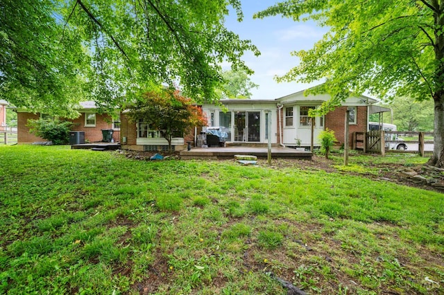 200 Santa Fe Rd, Middletown, OH 45042 - rear view of house with brick siding