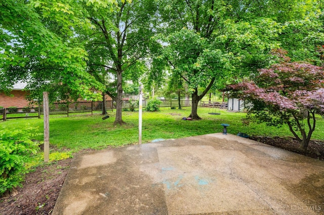 200 Santa Fe Rd, Middletown, OH 45042 - view of patio / terrace featuring a shed