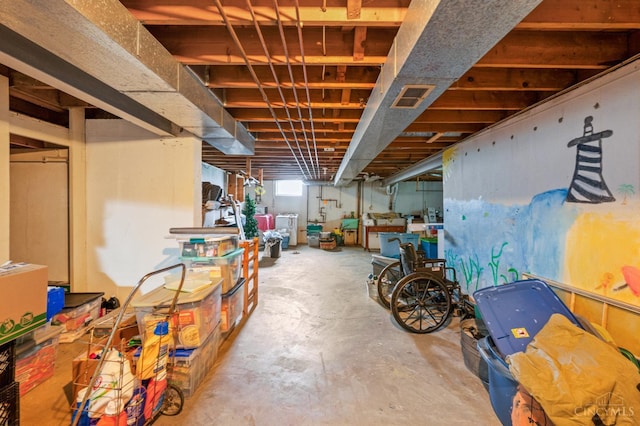 200 Santa Fe Rd, Middletown, OH 45042 - view of below grade area