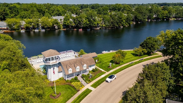 6872 Sandharbor Ct, Hamilton Twp, OH 45039 - view of subject property featuring a nearby body of water