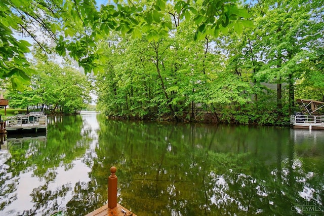6872 Sandharbor Ct, Hamilton Twp, OH 45039 - water view