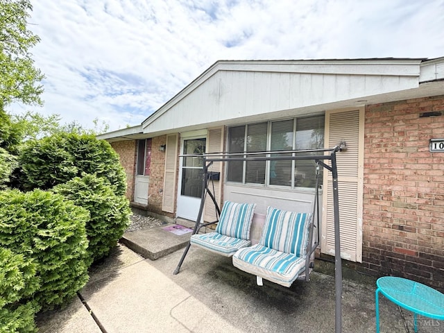 10311 September Dr, Colerain Twp, OH 45251 - photo 2