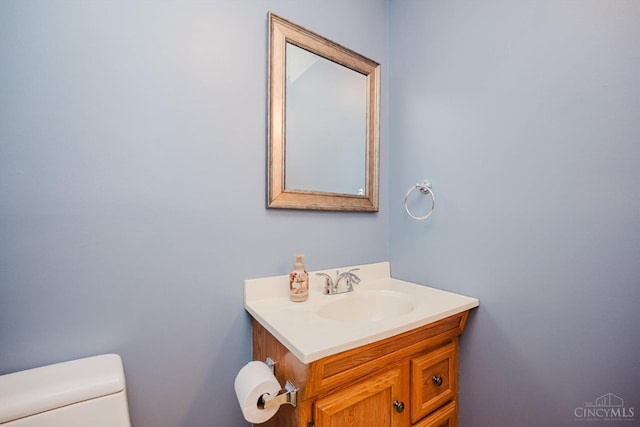 4634 Courtwood Cir, Union Twp, OH 45103 - bathroom featuring toilet and vanity