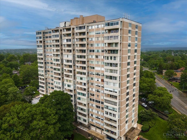 2324 Madison Rd Unit 506, Cincinnati, OH 45208 - view of apartment building / complex