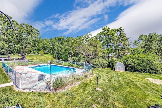 8714 Wuest Rd, Colerain Twp, OH 45251 - community pool with view of wooded area