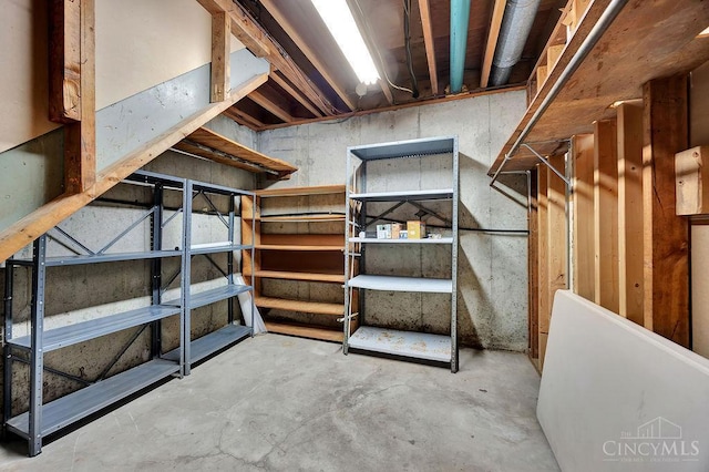 8714 Wuest Rd, Colerain Twp, OH 45251 - view of storage area