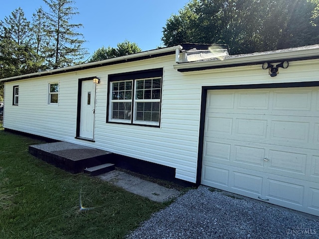 5776 State Route 132, Stonelick Twp, OH 45103 - view of front facade with a front yard