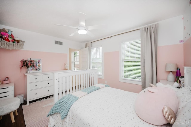 1171 Craig Ct, Hamilton Twp, OH 45039 - bedroom with a ceiling fan