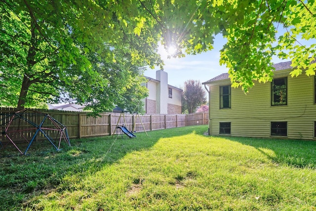 2020 Woodcreek Dr, Fairfield, OH 45014 - view of yard