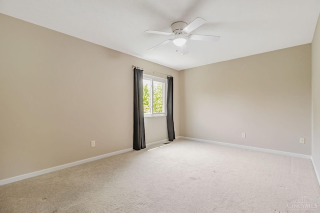 4600 Blainfield Ct, Union Twp, OH 45103 - unfurnished room featuring a ceiling fan, light colored carpet, and baseboards