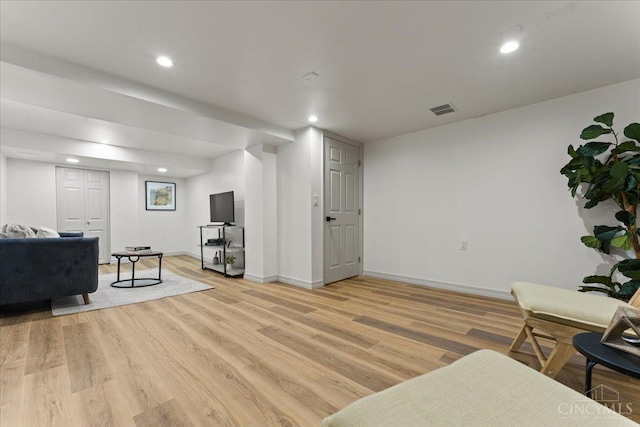3970 Abington Ave, Cincinnati, OH 45229 - living room with light wood finished floors and recessed lighting
