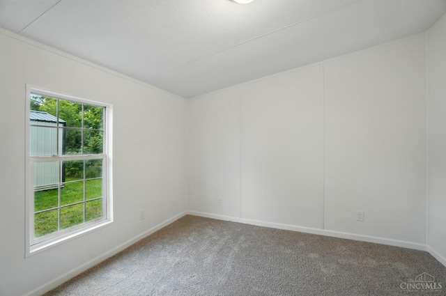 665 Diamond Loop, Middletown, OH 45044 - carpeted spare room featuring baseboards