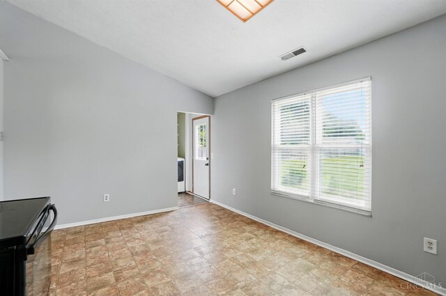 3914 Brookville Dr, Batavia Twp, OH 45102 - unfurnished room with vaulted ceiling and baseboards