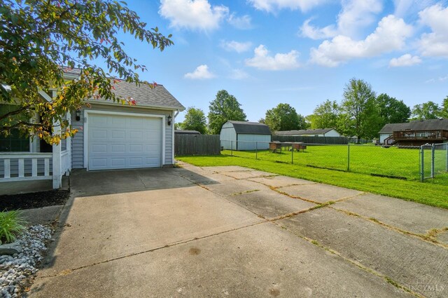 3914 Brookville Dr, Batavia Twp, OH 45102 - garage with driveway