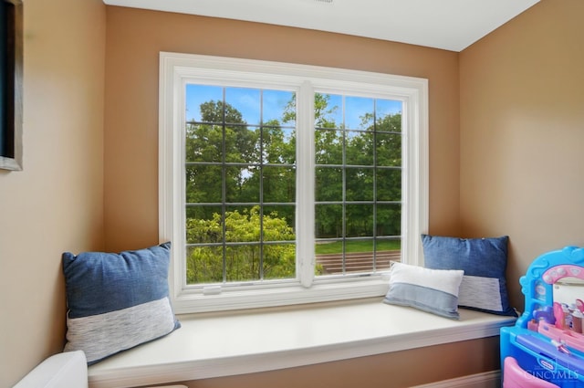 7757 Misty Meadows Ct, Harlan Twp, OH 45152 - sitting room featuring plenty of natural light