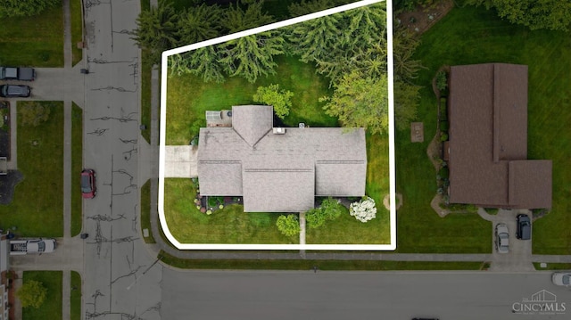 21 Garden Cir, Wilmington, OH 45177 - aerial view of property and surrounding area featuring property parcel outlined