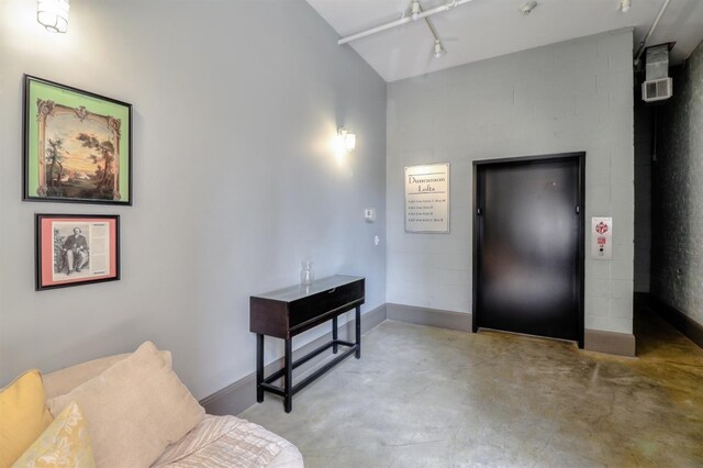 1207 Vine St Unit I, Cincinnati, OH 45202 - photo 21