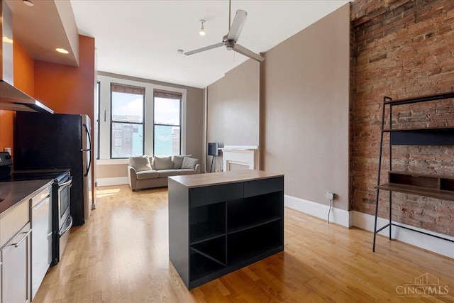 1207 Vine St Unit I, Cincinnati, OH 45202 - photo 4