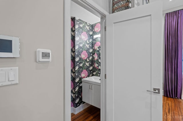 221 Kemp Aly, Cincinnati, OH 45202 - photo 17