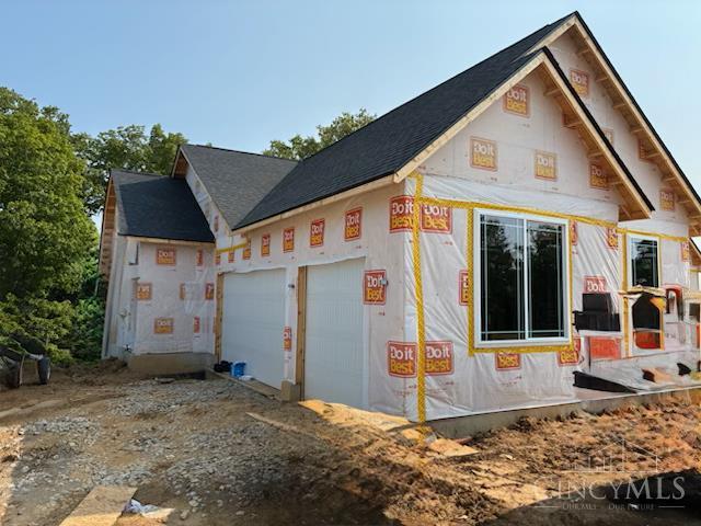 3569 Sunny Acres Dr, Ross Twp, OH 45013 - view of garage
