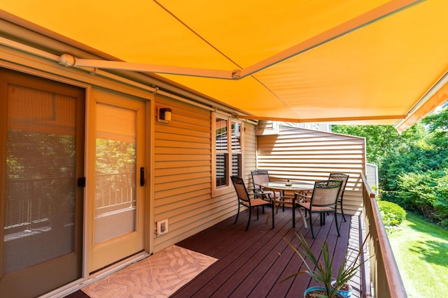 1627 Braintree Dr, Anderson Twp, OH 45255 - wooden terrace with outdoor dining area