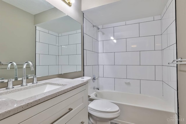 715 Castlegate Ln Unit 102, Springfield Twp, OH 45231 - bathroom featuring vanity, shower / tub combination, and toilet
