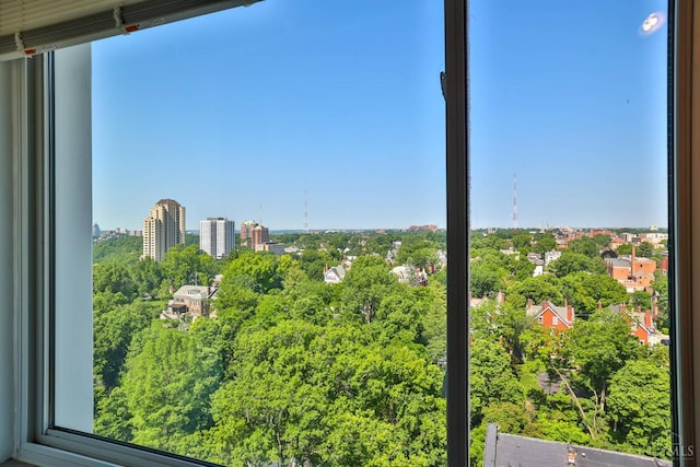 2401 Ingleside Ave Unit 10D, Cincinnati, OH 45206 - detailed view of a city view