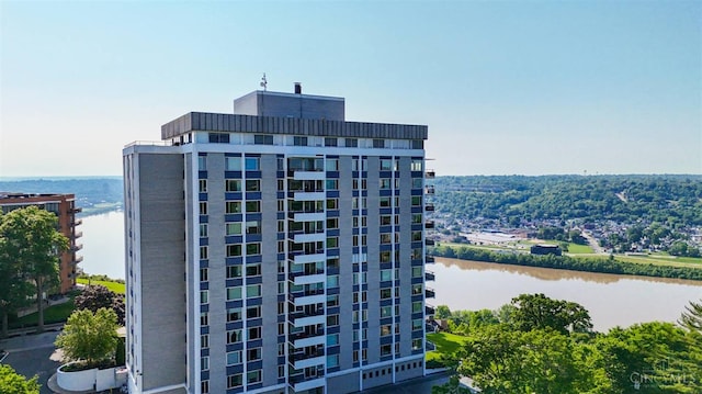 2401 Ingleside Ave Unit 10D, Cincinnati, OH 45206 - view of property featuring a water view