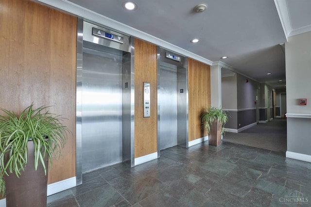 2401 Ingleside Ave Unit 10D, Cincinnati, OH 45206 - community lobby with recessed lighting and crown molding