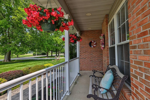 8750 E Kemper Rd, Symmes Twp, OH 45249 - view of porch
